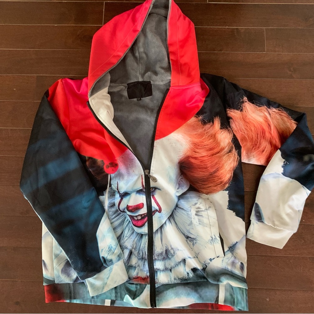 IT  Pennywise lined jacket SZ M